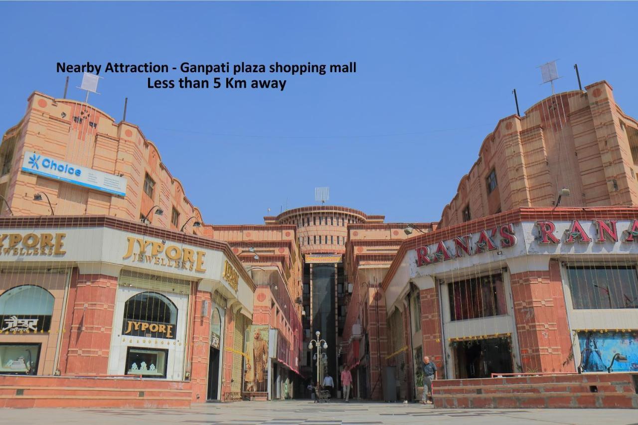 Aapnni Hotel Divisione di Jaipur Esterno foto